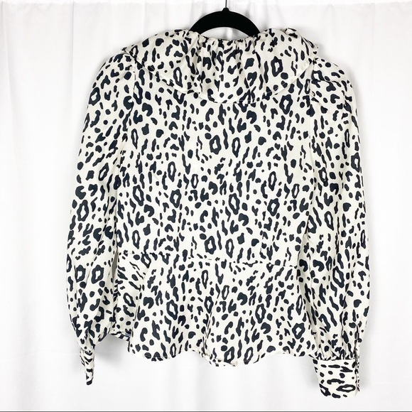 VIKA Animal Print Top small - Picture 2 of 5